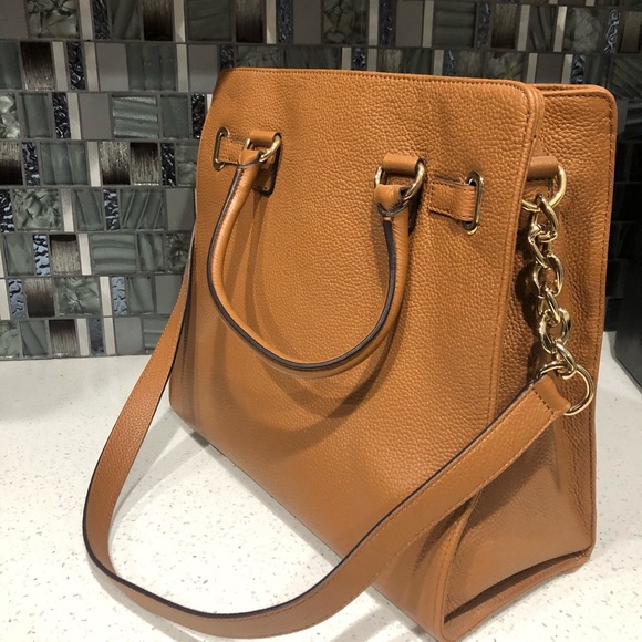 Michael Kors Large Tote - Picture 2 of 5